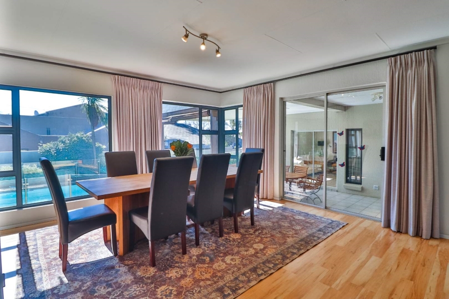 To Let 4 Bedroom Property for Rent in Fourways Gardens Gauteng