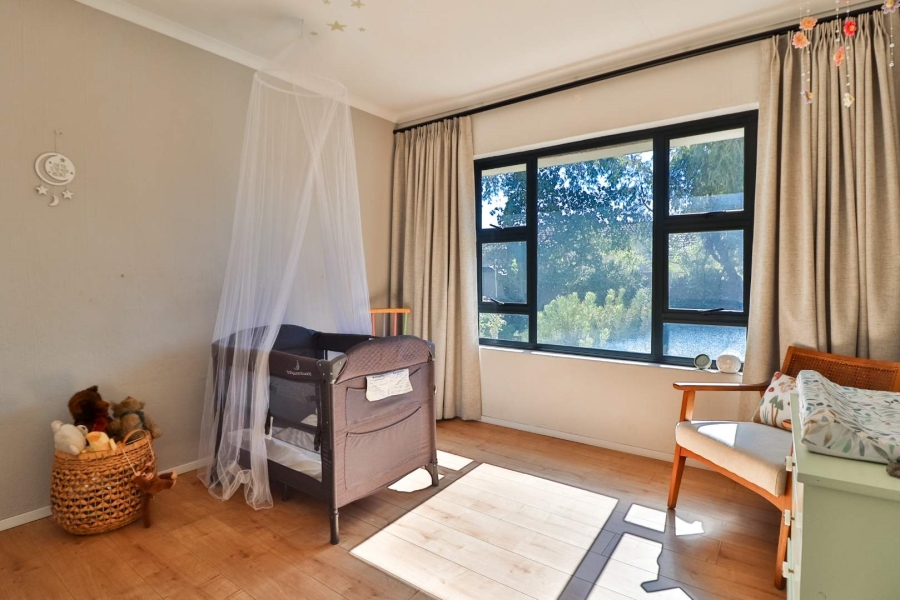 To Let 4 Bedroom Property for Rent in Fourways Gardens Gauteng