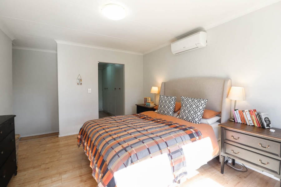 To Let 4 Bedroom Property for Rent in Fourways Gardens Gauteng