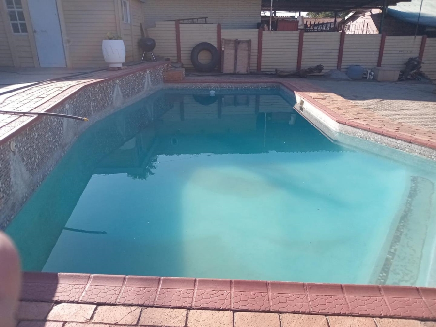 3 Bedroom Property for Sale in Jan Niemand Park Gauteng