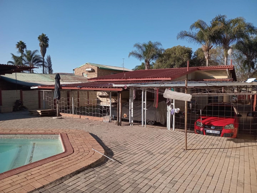 3 Bedroom Property for Sale in Jan Niemand Park Gauteng