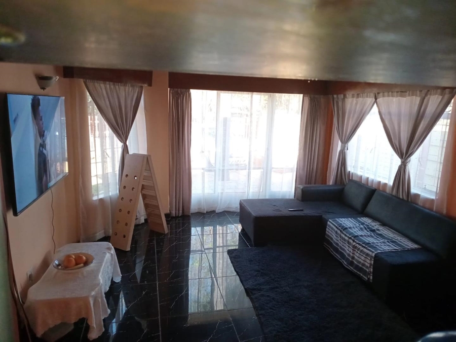 3 Bedroom Property for Sale in Jan Niemand Park Gauteng