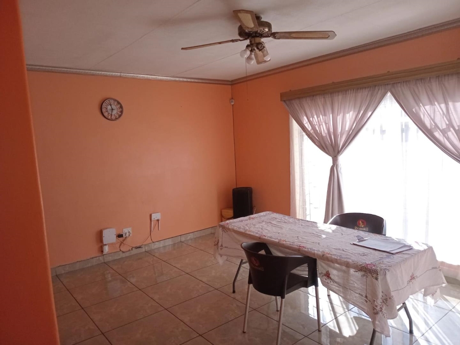 3 Bedroom Property for Sale in Jan Niemand Park Gauteng