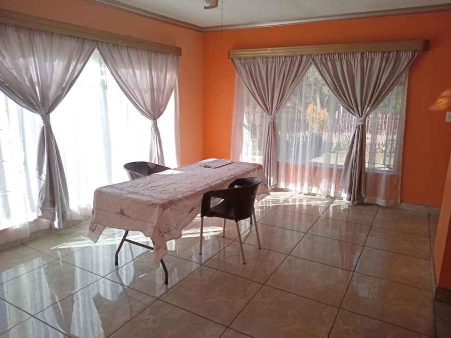 3 Bedroom Property for Sale in Jan Niemand Park Gauteng