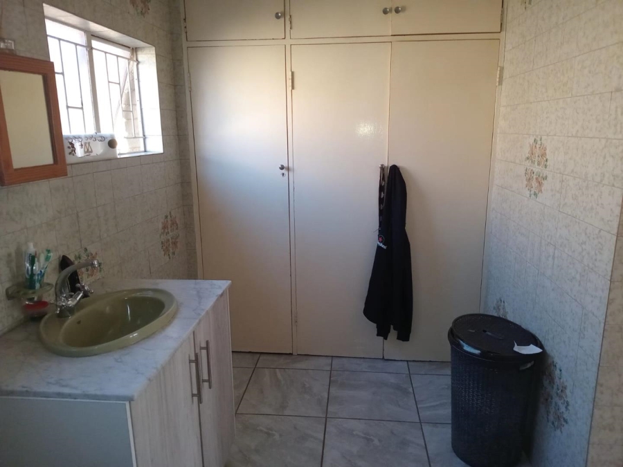 3 Bedroom Property for Sale in Jan Niemand Park Gauteng