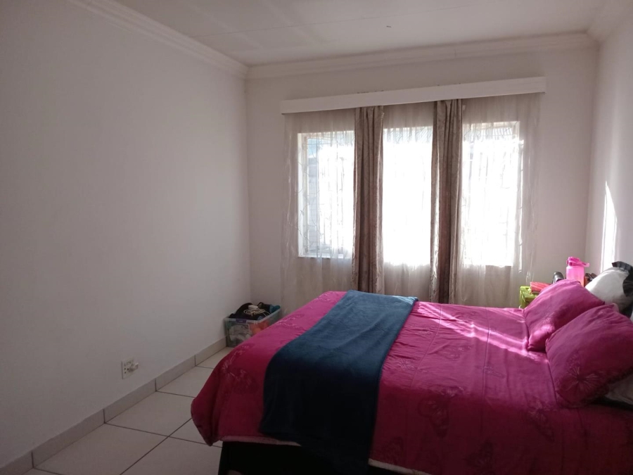 3 Bedroom Property for Sale in Jan Niemand Park Gauteng