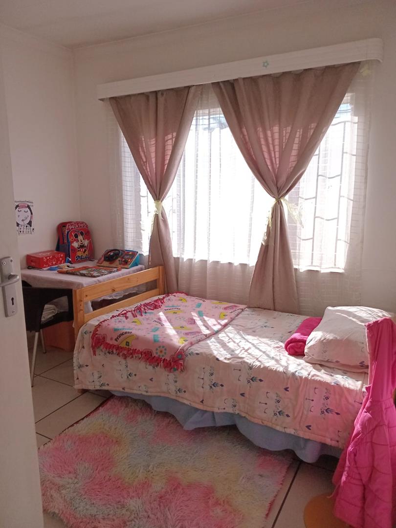 3 Bedroom Property for Sale in Jan Niemand Park Gauteng