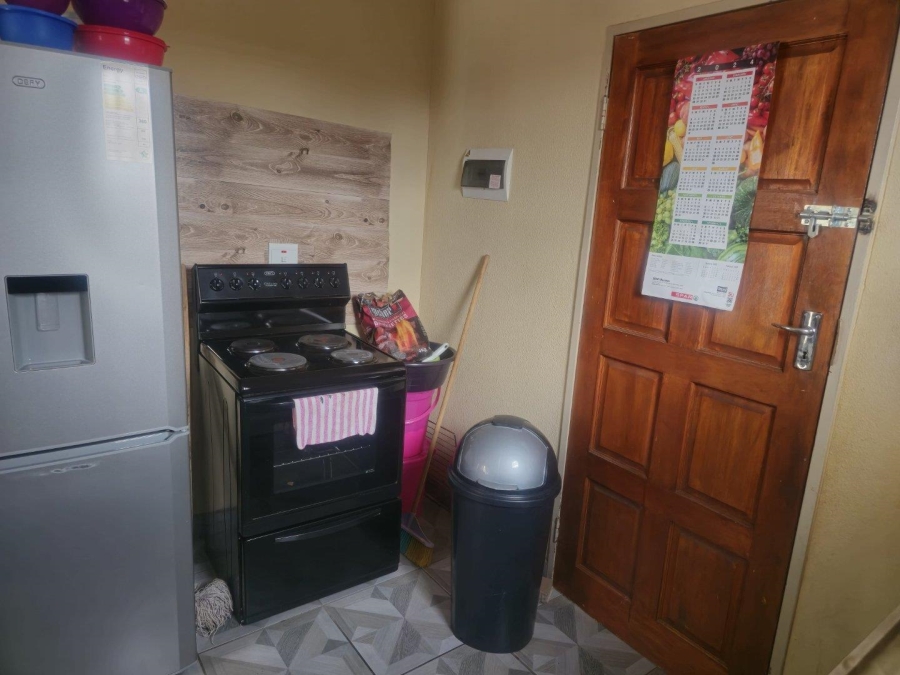 To Let 2 Bedroom Property for Rent in Rosslyn Gauteng