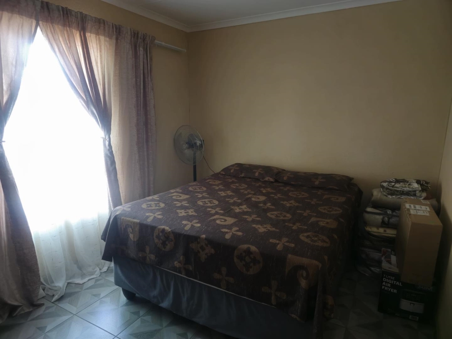 To Let 2 Bedroom Property for Rent in Rosslyn Gauteng