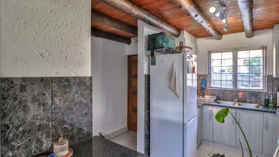 2 Bedroom Property for Sale in Bryanston Gauteng