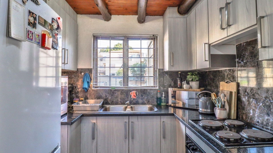 2 Bedroom Property for Sale in Bryanston Gauteng