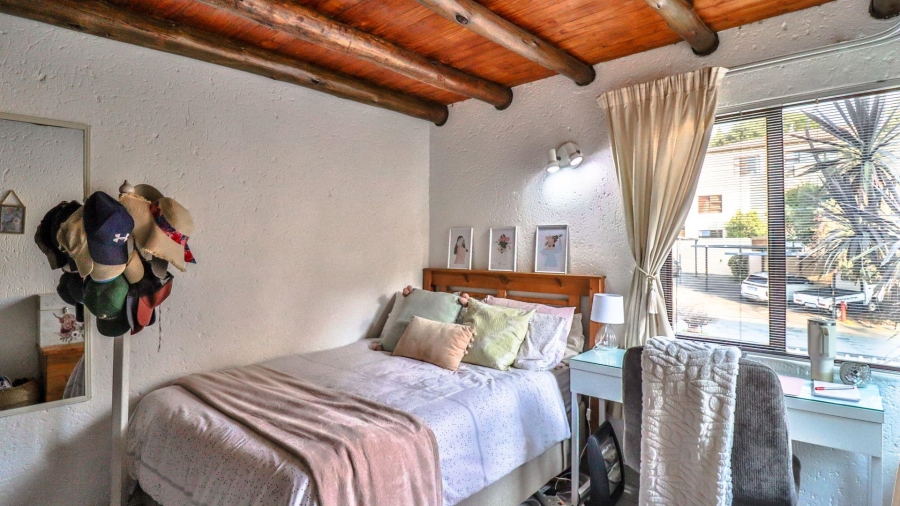 2 Bedroom Property for Sale in Bryanston Gauteng