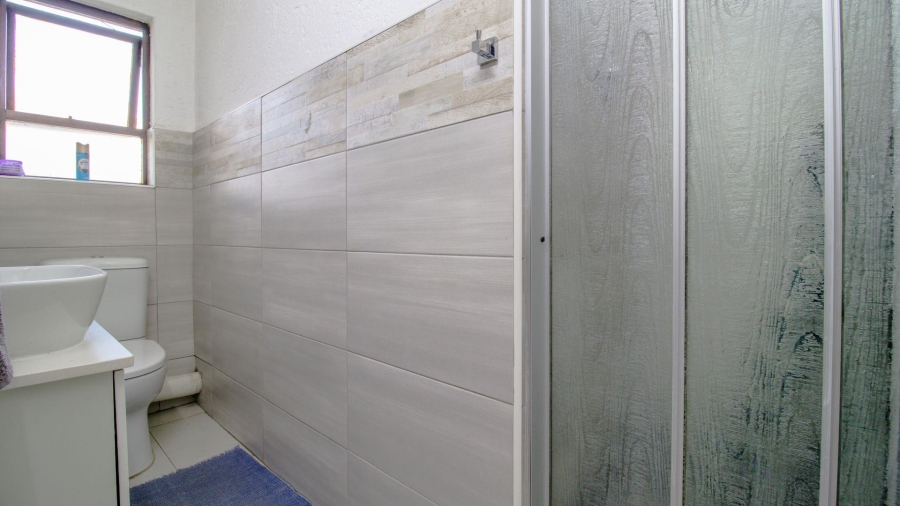 2 Bedroom Property for Sale in Bryanston Gauteng