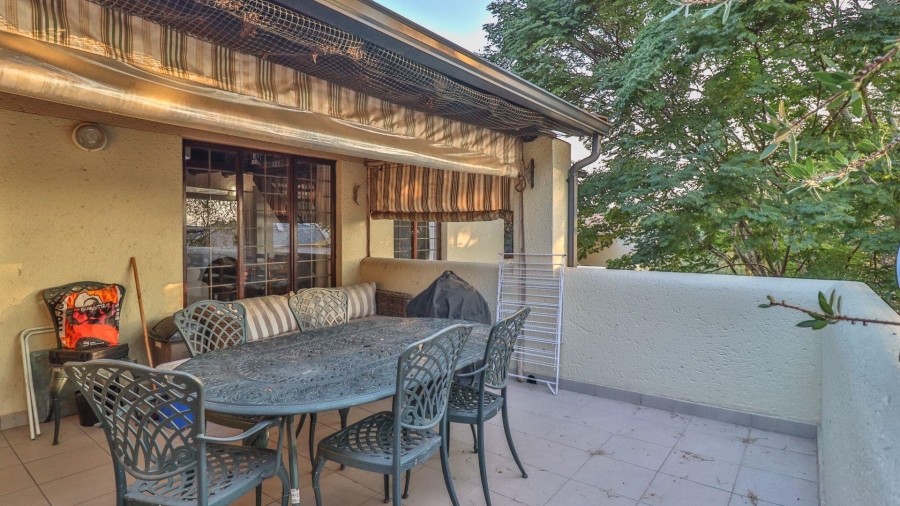 2 Bedroom Property for Sale in Bryanston Gauteng