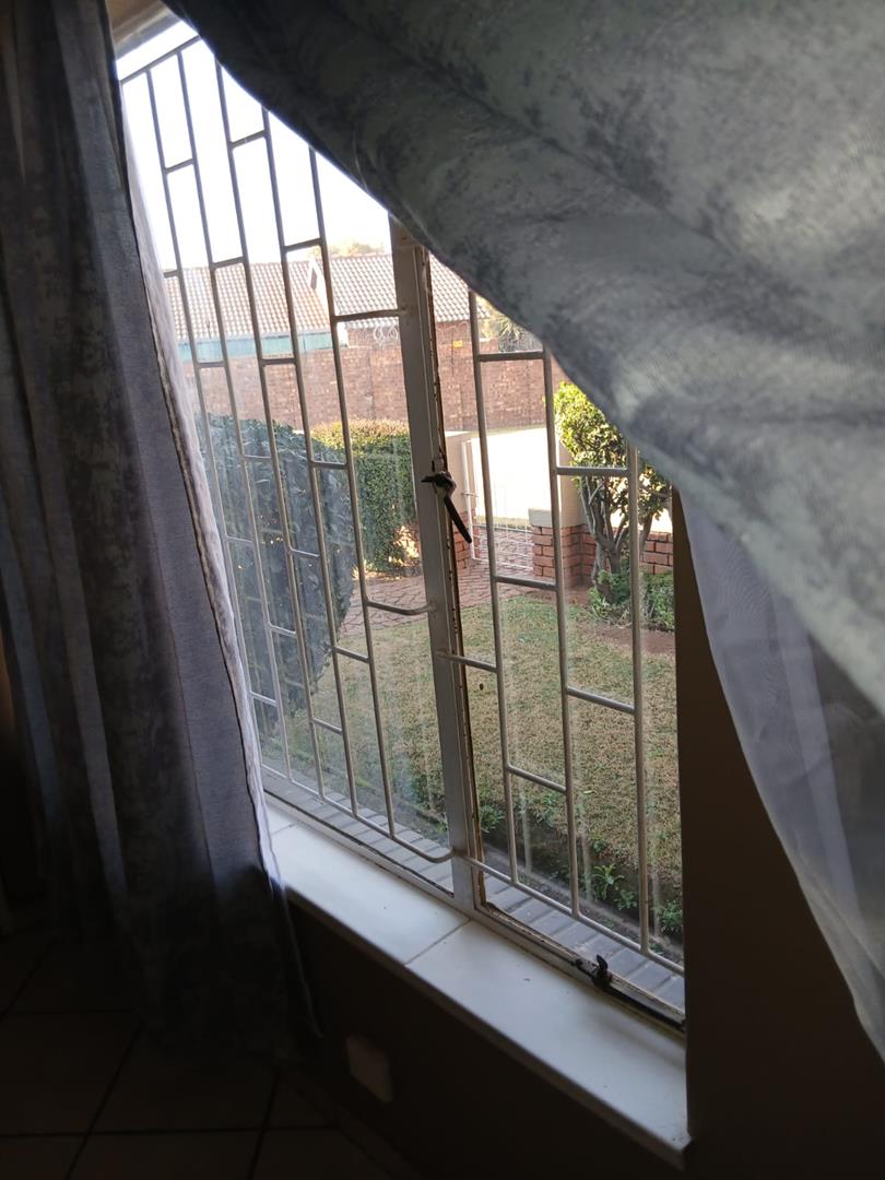 To Let 3 Bedroom Property for Rent in Dersley Gauteng