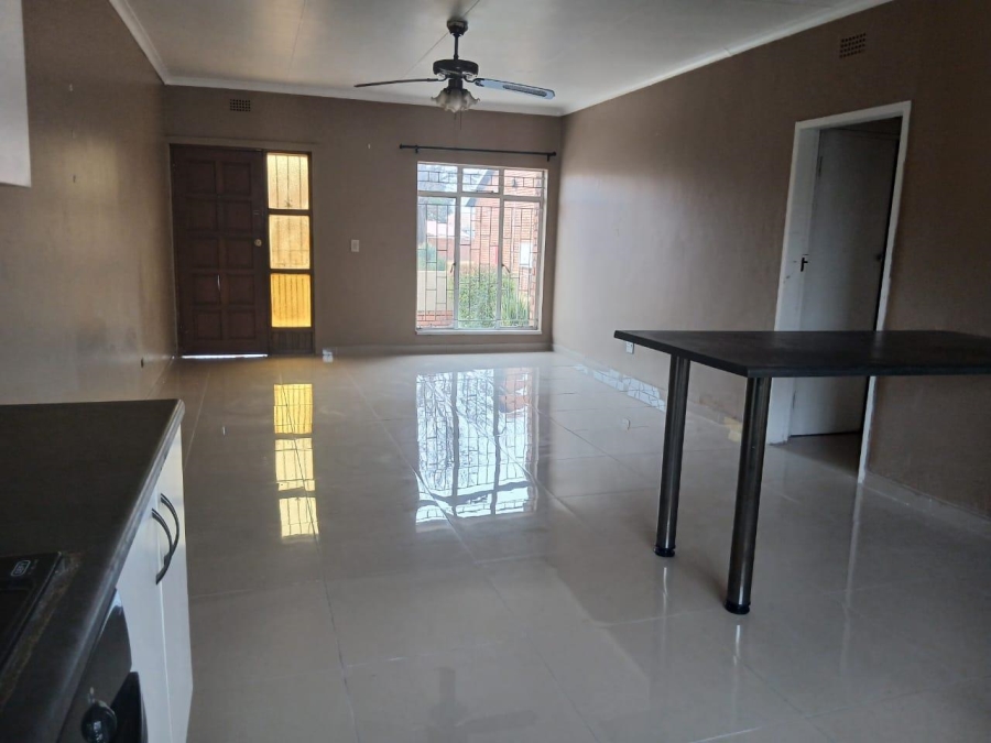 To Let 3 Bedroom Property for Rent in Dersley Gauteng
