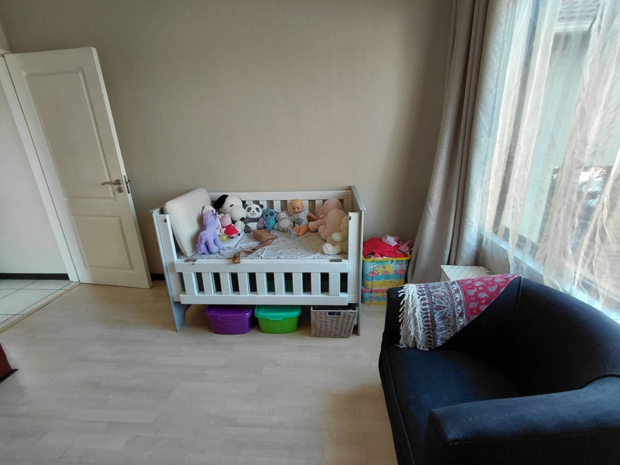 2 Bedroom Property for Sale in Sunninghill Gauteng