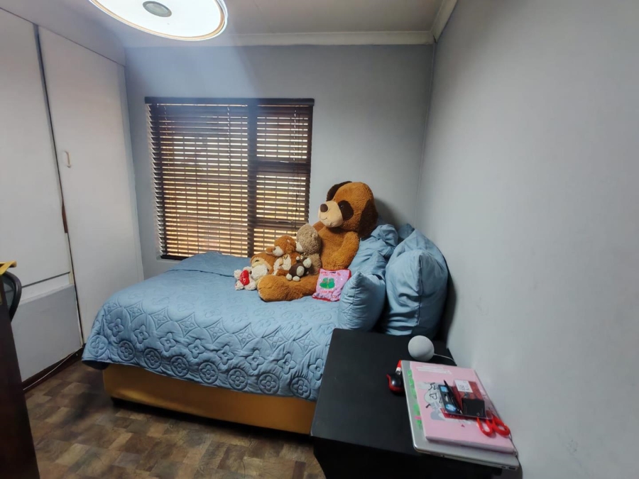 3 Bedroom Property for Sale in Klopperpark Gauteng