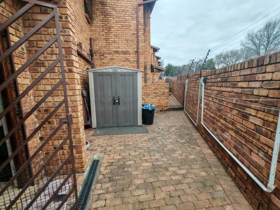 3 Bedroom Property for Sale in Klopperpark Gauteng