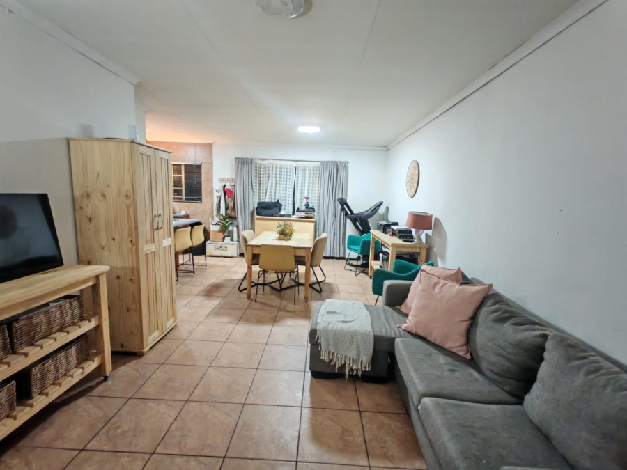 3 Bedroom Property for Sale in Glen Marais Gauteng