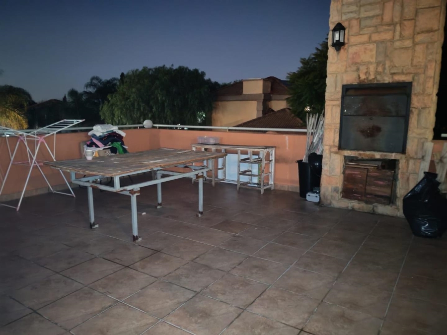 3 Bedroom Property for Sale in Glen Marais Gauteng