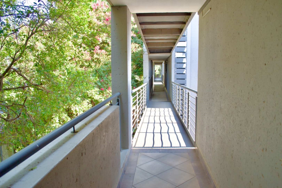 To Let 2 Bedroom Property for Rent in Arcadia Gauteng