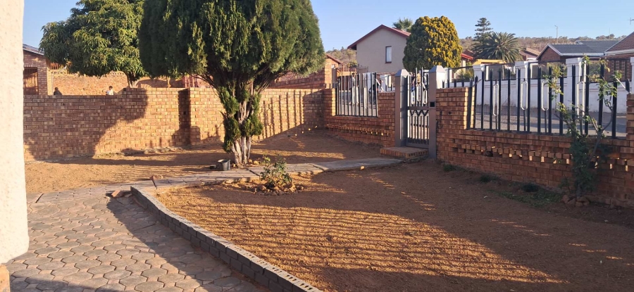 3 Bedroom Property for Sale in Soshanguve DD Gauteng