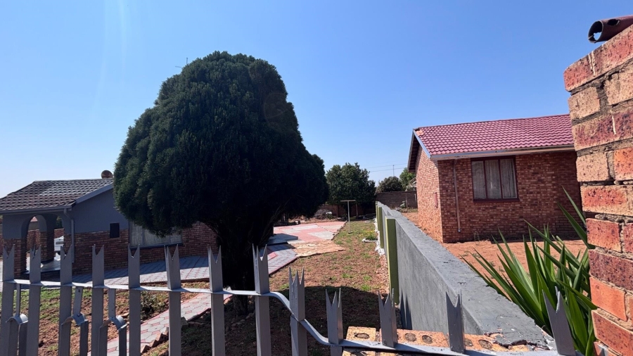 3 Bedroom Property for Sale in Soshanguve DD Gauteng