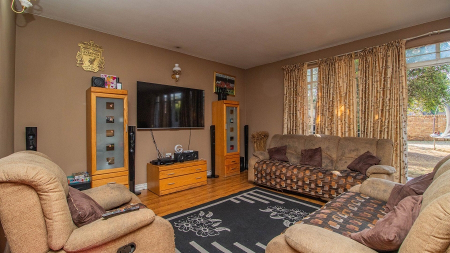 To Let 2 Bedroom Property for Rent in Benoni Central Gauteng