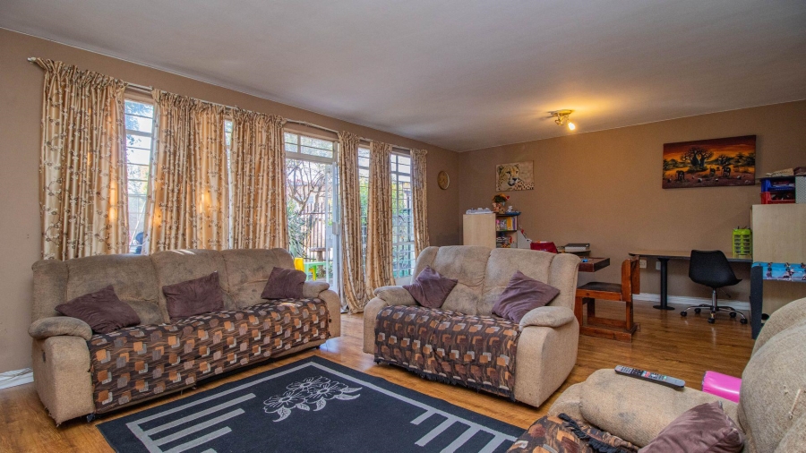 To Let 2 Bedroom Property for Rent in Benoni Central Gauteng