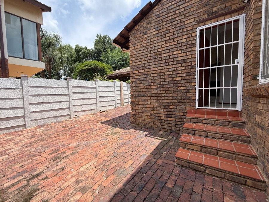 To Let 3 Bedroom Property for Rent in Sundowner Gauteng