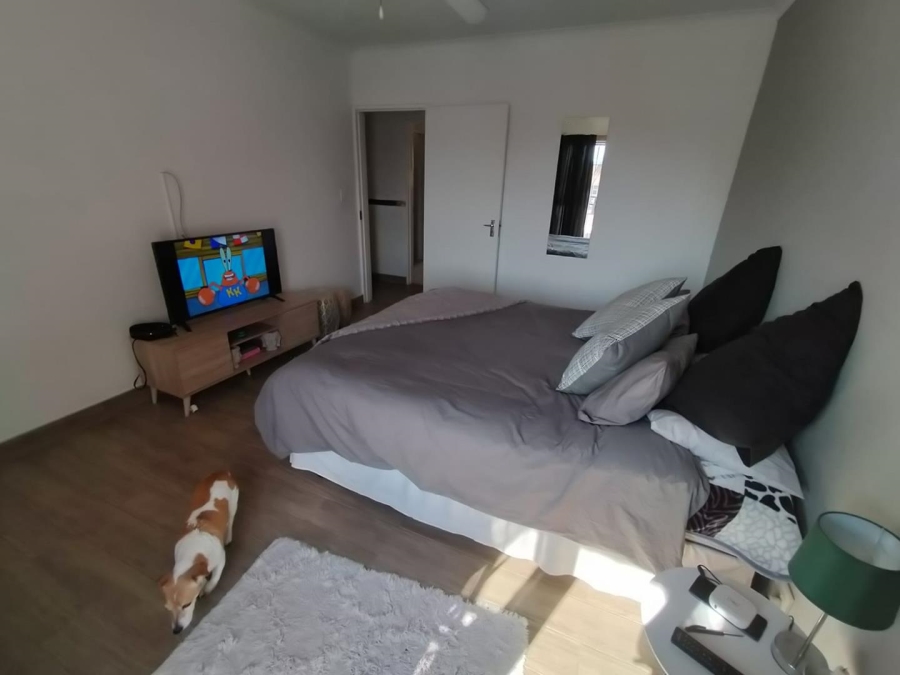 To Let 2 Bedroom Property for Rent in New Redruth Gauteng