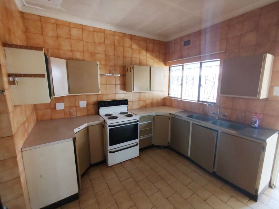 To Let 3 Bedroom Property for Rent in Pretoria North Gauteng