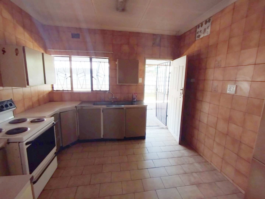 To Let 3 Bedroom Property for Rent in Pretoria North Gauteng