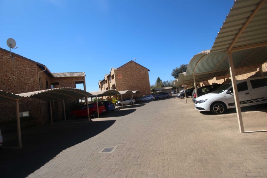 To Let 2 Bedroom Property for Rent in Celtisdal Gauteng