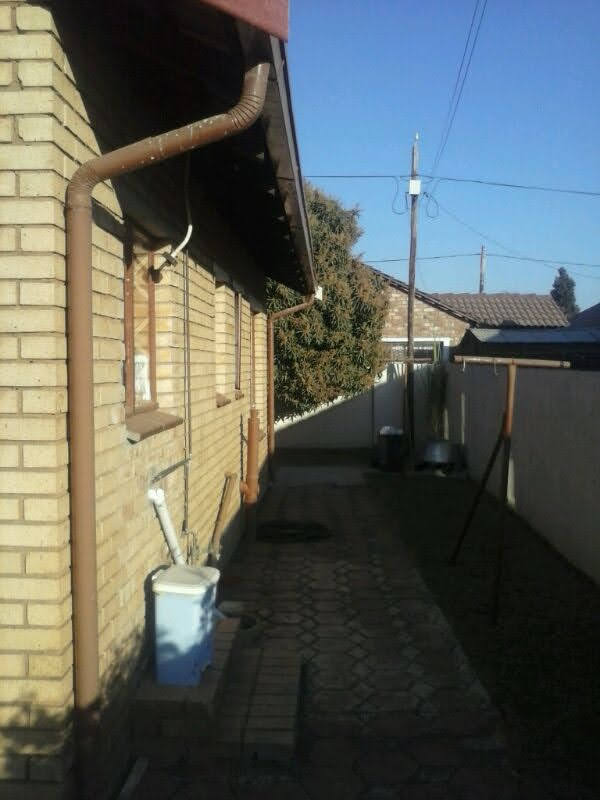 To Let 3 Bedroom Property for Rent in Soshanguve FF Gauteng