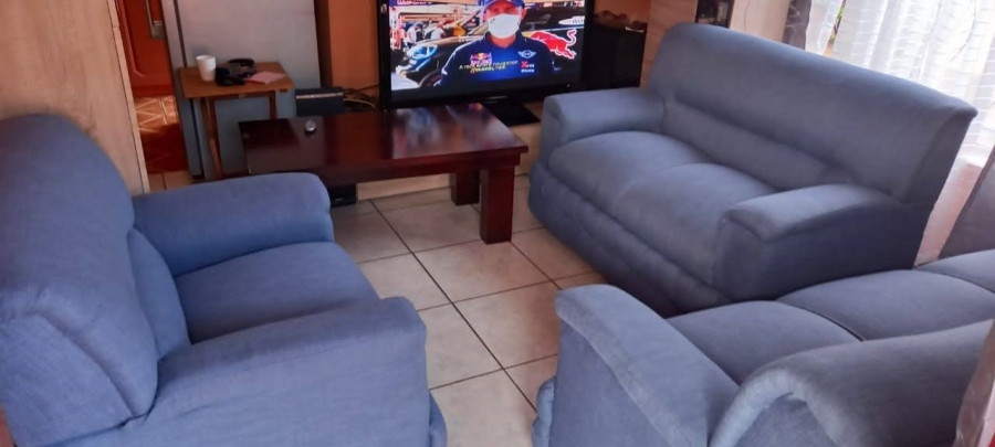 To Let 3 Bedroom Property for Rent in Soshanguve FF Gauteng