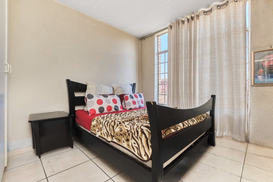 2 Bedroom Property for Sale in Laser Park Gauteng