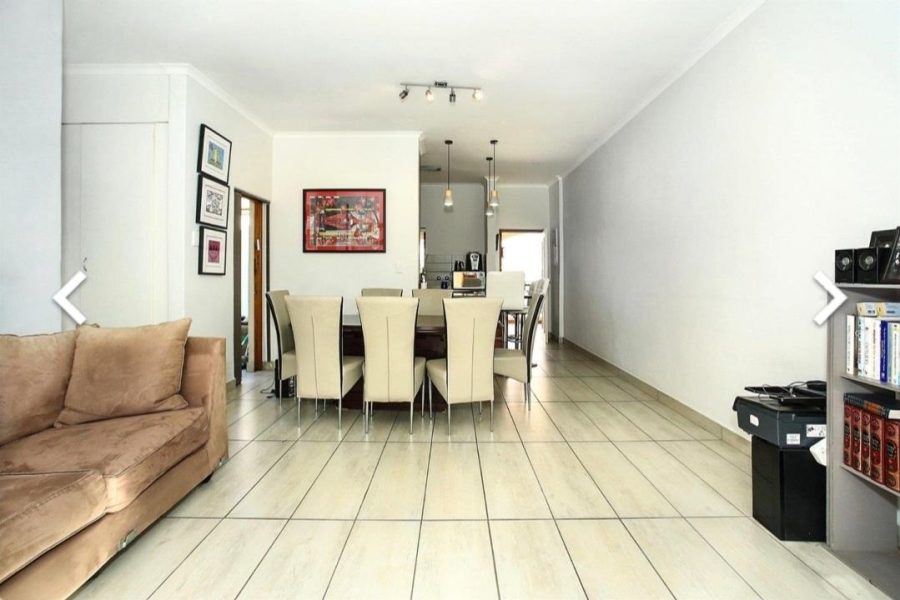 1 Bedroom Property for Sale in Silvamonte Gauteng