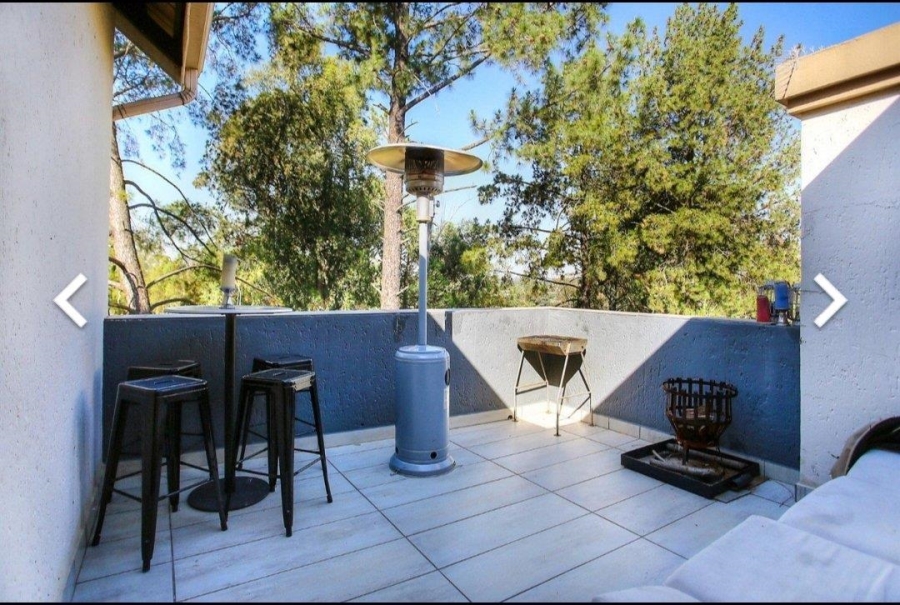 1 Bedroom Property for Sale in Silvamonte Gauteng