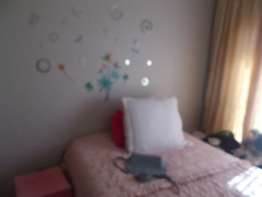 3 Bedroom Property for Sale in Rondebult Gauteng