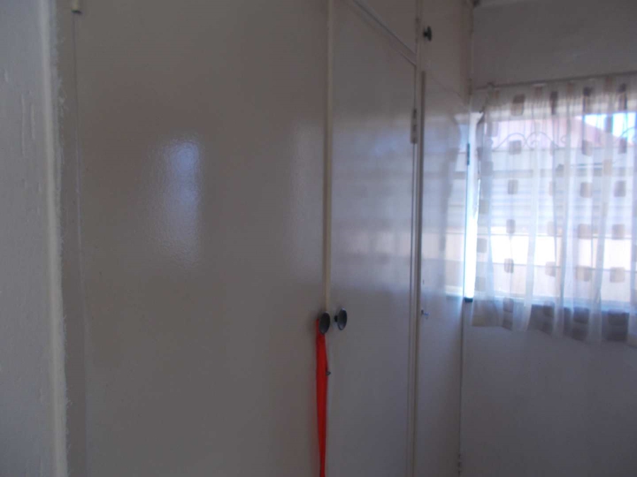 3 Bedroom Property for Sale in Rondebult Gauteng