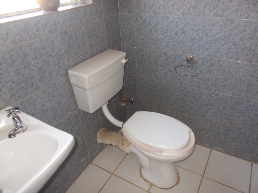 3 Bedroom Property for Sale in Rondebult Gauteng