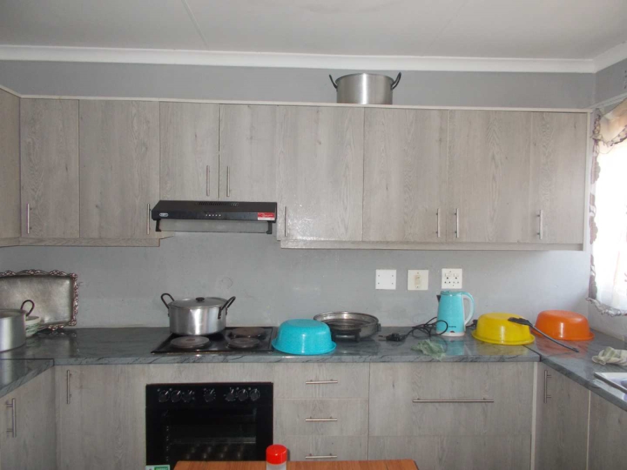 3 Bedroom Property for Sale in Mngadi Gauteng