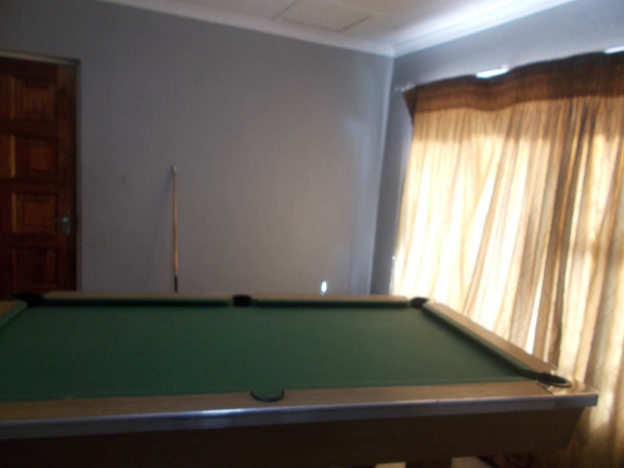 3 Bedroom Property for Sale in Mngadi Gauteng