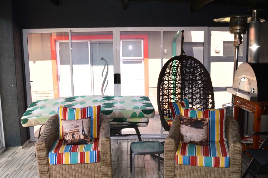 4 Bedroom Property for Sale in Brackendowns Gauteng