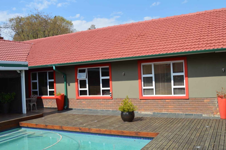 4 Bedroom Property for Sale in Brackendowns Gauteng