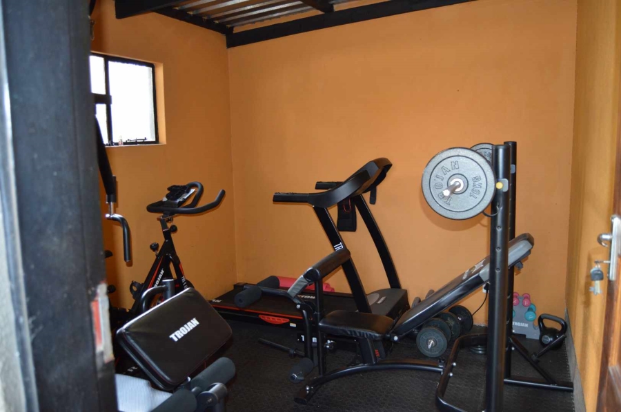 4 Bedroom Property for Sale in Brackendowns Gauteng