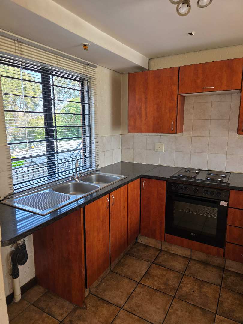 To Let 1 Bedroom Property for Rent in Cresta Gauteng