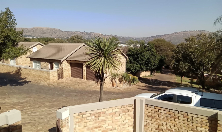 To Let 2 Bedroom Property for Rent in Wilgeheuwel Gauteng